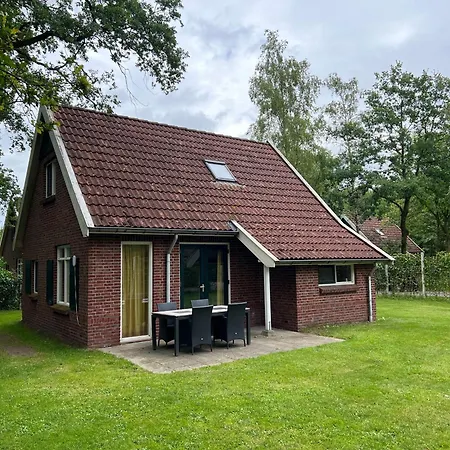Dom wakacyjny 44 Voor Rust, Ruimte En Neede